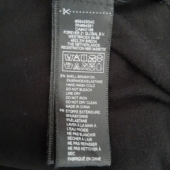 FOREVER 21 Tank top Scoop Neck Hi-Low Hem Black Sz S - Picture 8 of 8